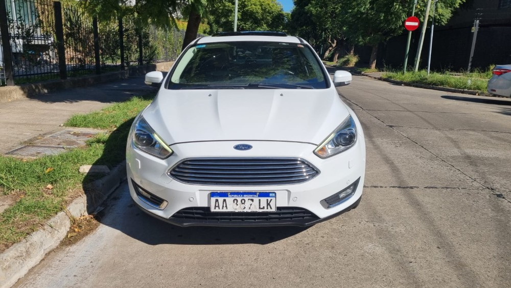 Ford Focus Titanium — foto 6